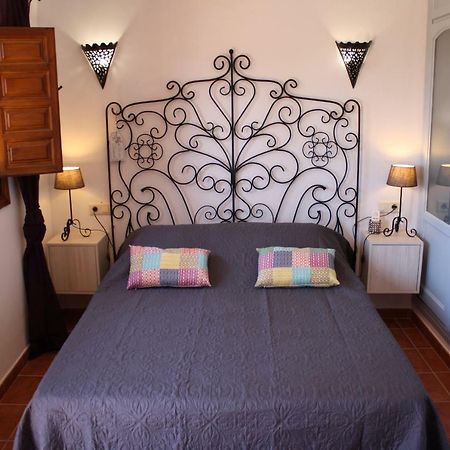 Boutique Bed & Breakfast Casa Utopia Alcaucin Luaran gambar