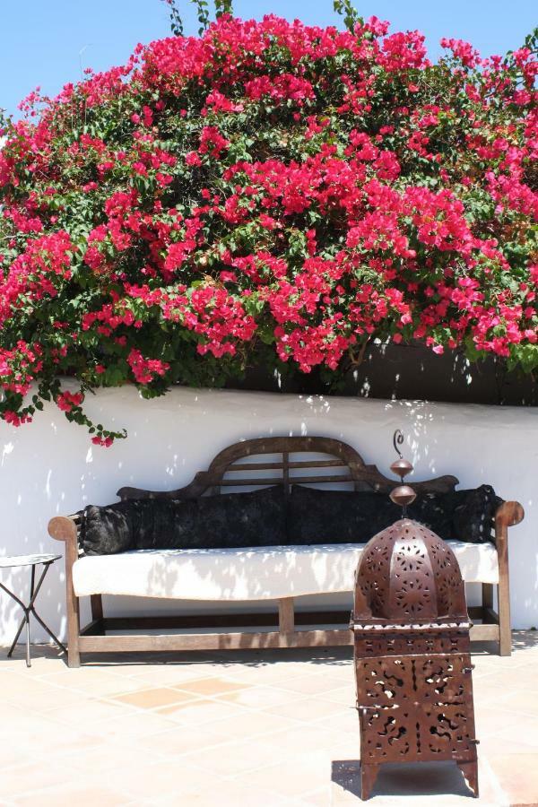 Boutique Bed & Breakfast Casa Utopia Alcaucin Luaran gambar