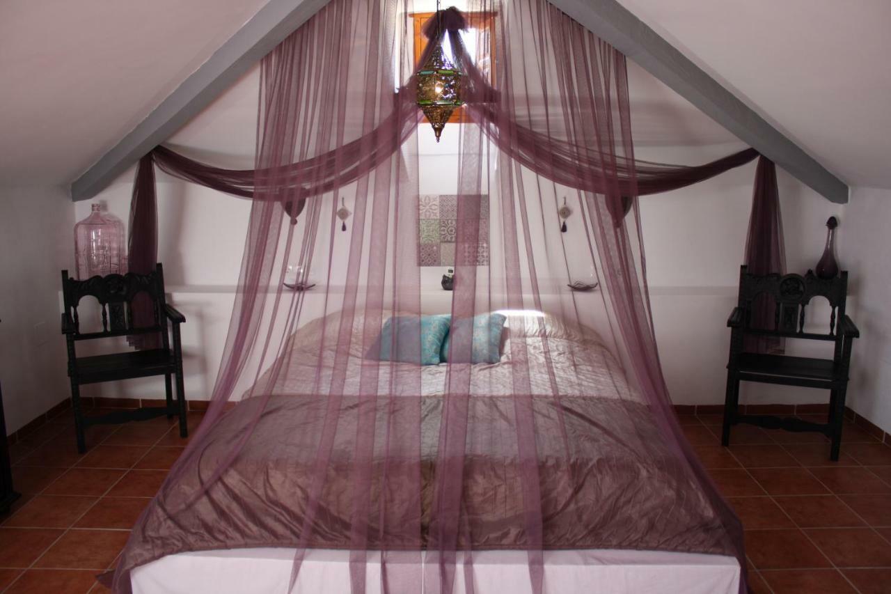 Boutique Bed & Breakfast Casa Utopia Alcaucin Luaran gambar